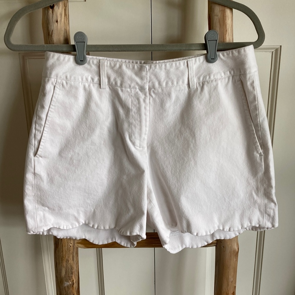 J. McLaughlin Scalloped Cotton Short size: 4